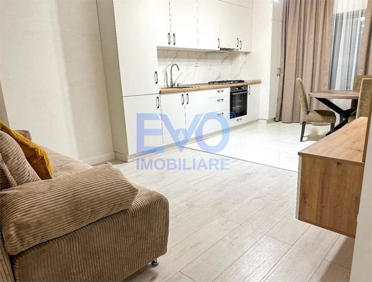 Apartament cu 2 camere, prima , complex Royal Town Copou - 2