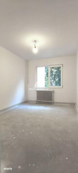 COMISION 0% Apartament cu poten?ial excelent in Mana?tur, Aleea Peana - 9