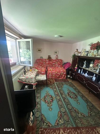 Casă cu 3 camere cu Teren 1300 Mp în Pietrărie