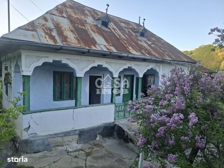 Casă cu 3 camere în Băltița
