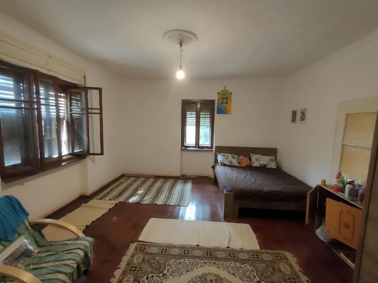 Casă cu 3 camere în Sântimreu