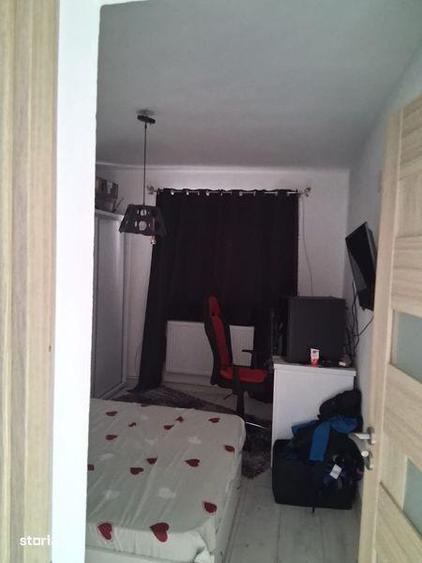 Casă cu 4 camere cu Teren 150 Mp în Bradu
