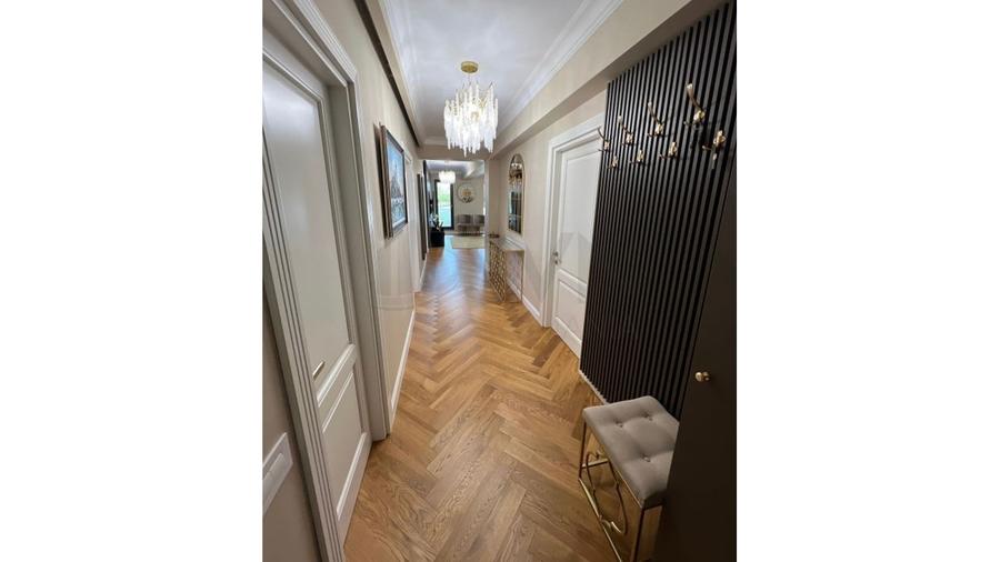 Apartament cu 3 camere decomandat, mobilat în Aviației