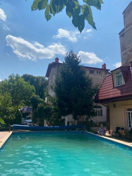 Casă cu 4 camere cu Teren 1000 Mp în Parcul Carol
