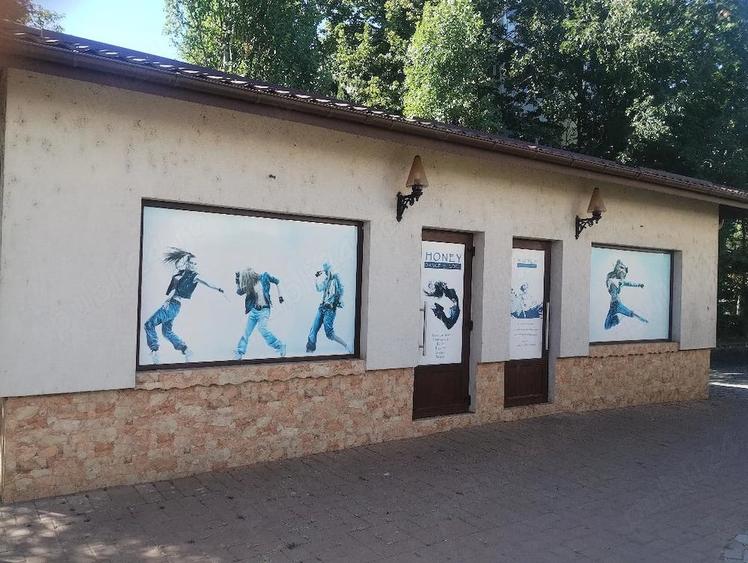 Spațiu comercial, de 65 mp, în Central
