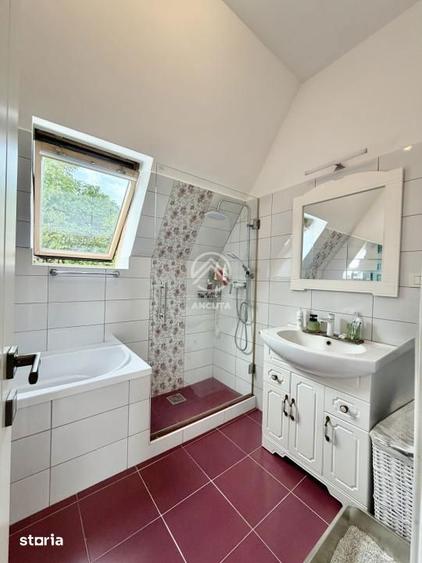 Apartament cu 3 camere în Andrei Mureșanu