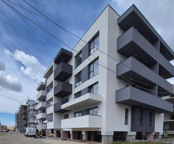 Apartament cu 3 camere decomandat în Theodor Pallady