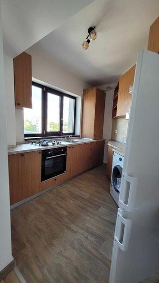 Apartament cu 2 camere semidecomandat în Tudor Vladimirescu