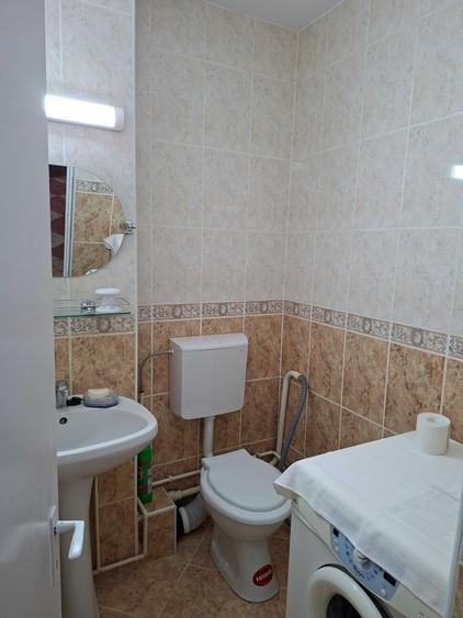 Apartament cu 3 camere decomandat în Valea Aurie