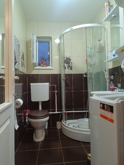 Casă individuală cu 5 camere cu Teren 1500 Mp în Văleni (Meteș)
