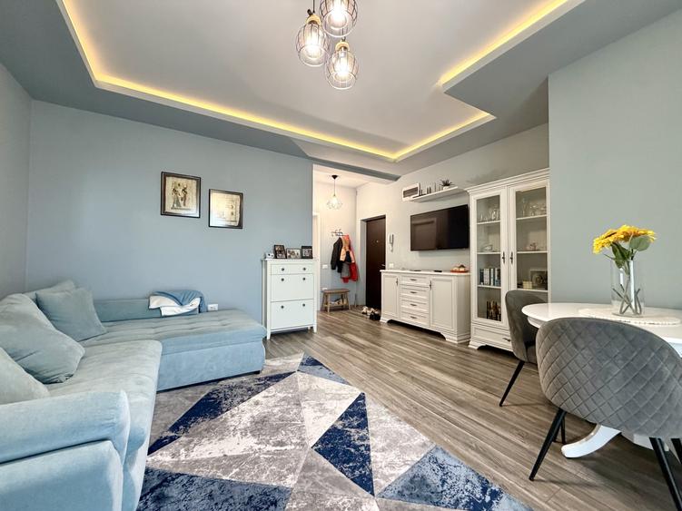 Apartament cu 2 camere semidecomandat, mobilat în Dumbrăvița