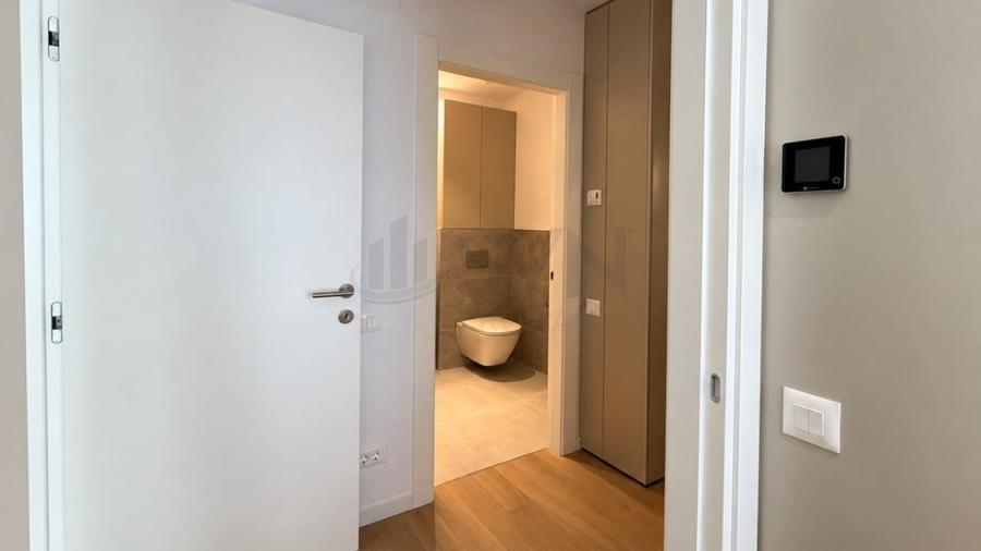 Apartament cu 2 camere semidecomandat în Floreasca