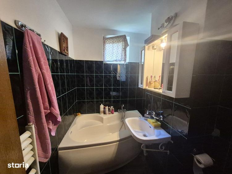 Apartament cu 3 camere în Precista