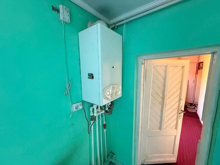 De inchiriat Casa modesta 4 camere - 2