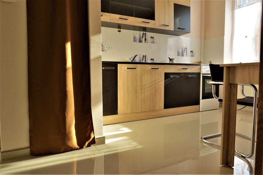 Apartament cu 2 camere semidecomandat în Sud