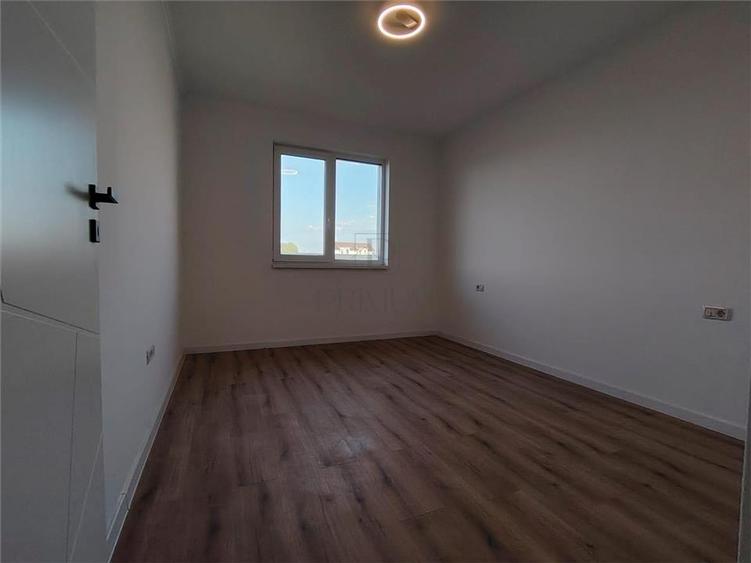 Casă individuală cu 4 camere cu Teren 750 Mp în Moșnița Veche