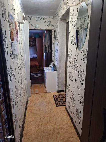 Apartament cu 2 camere decomandat în Bariera Vâlcii
