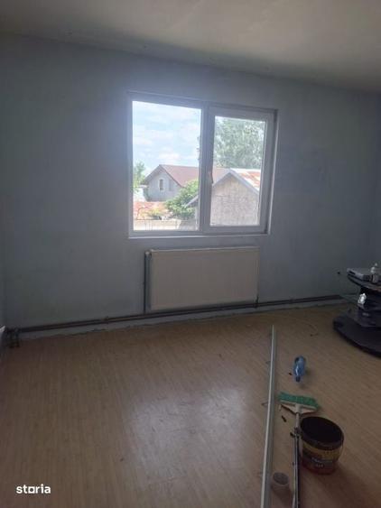 Casă cu 4 camere cu Teren 1000 Mp în Târgșoru Vechi