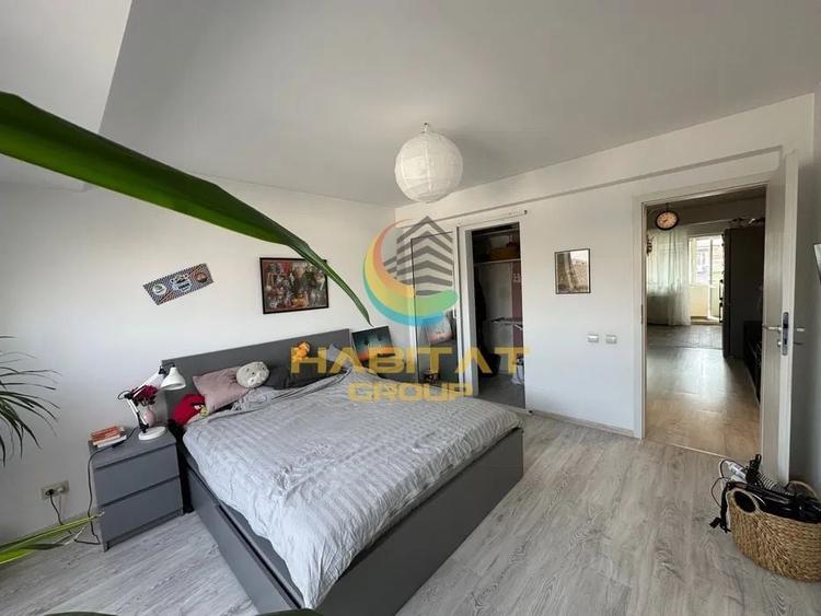 Apartament cu 3 camere decomandat, mobilat în Central