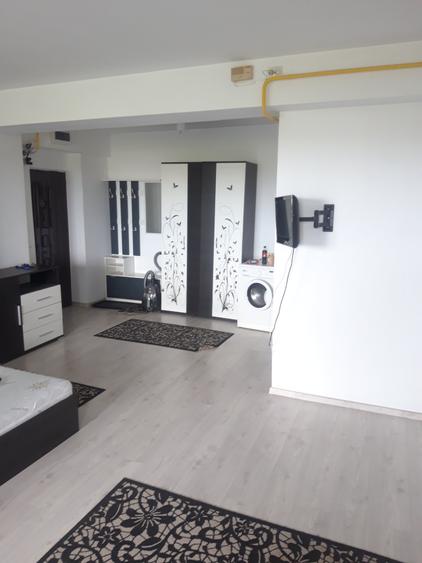 Nou pe piata! STUDIO spatios in bloc solid constructie 2016/centrala/ - 1