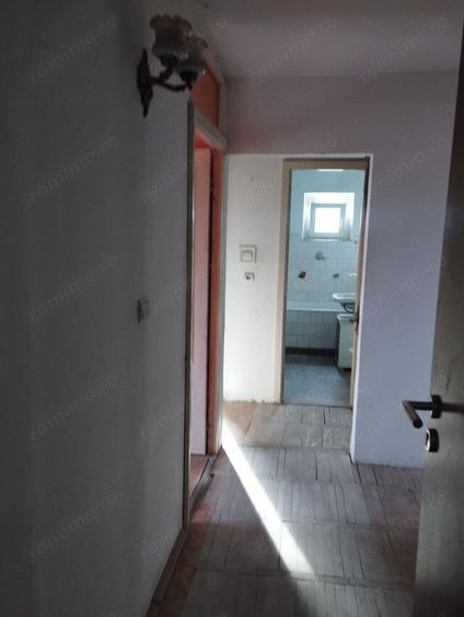 Apartament 3 camere decomandat - 6