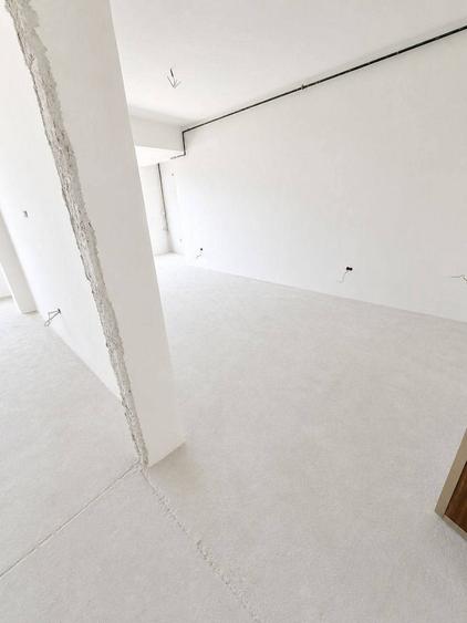 Apartament cu 2 camere semidecomandat în Tomis Nord