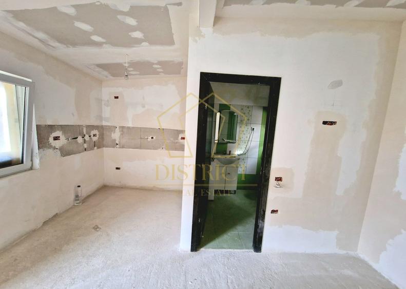 Casă individuală cu 5 camere cu Canalizare în Ianova