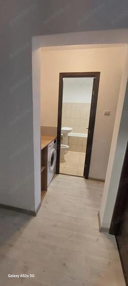 Apartament cu 3 camere decomandat în Craiter