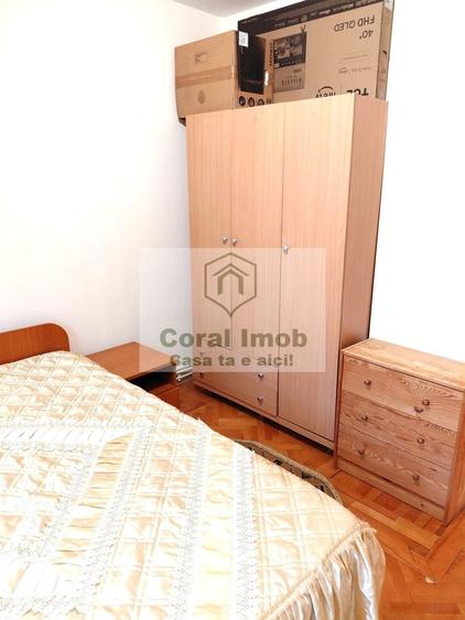 Apartament cu 2 camere semidecomandat, mobilat în Pajura