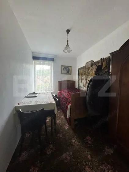 Casă cu 3 camere cu Teren 3340 Mp în Central