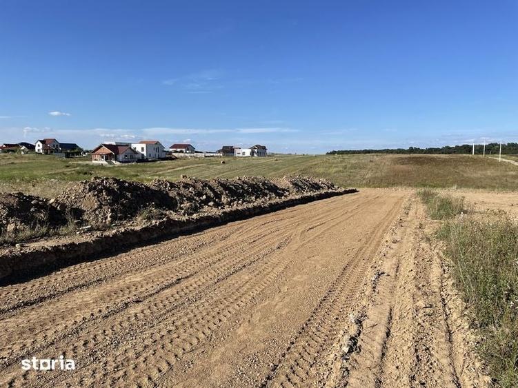 Teren de 501 mp, în Sânmartin
