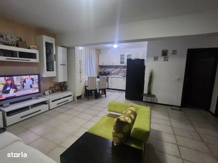 Casă cu 3 camere în Măgura