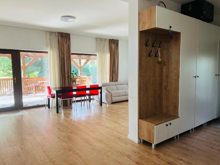 Casă individuală cu 5 camere cu Teren 1000 Mp în Sadu