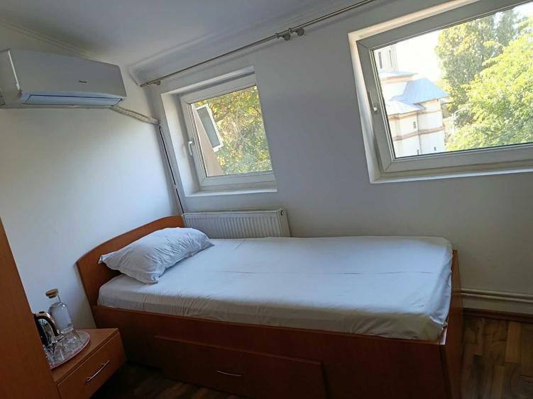 Apartament cu 4 camere în Central