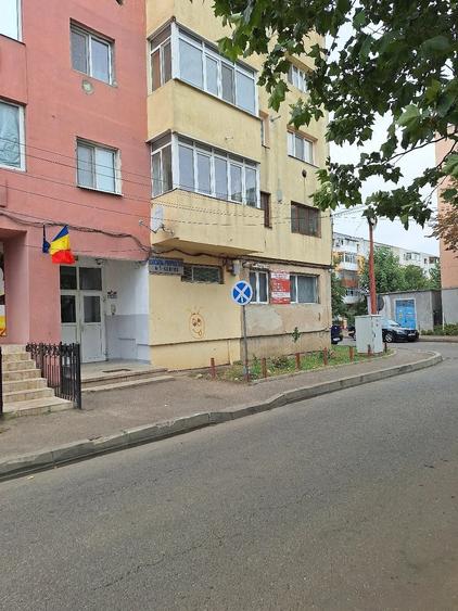 Spațiu comercial, de 60 mp, în Central