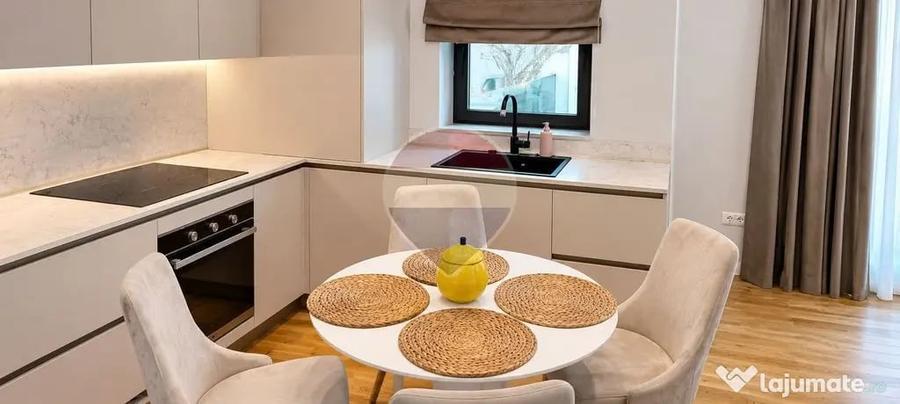 Apartament cu 2 camere decomandat în Central