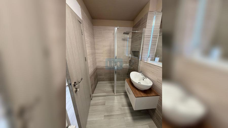 Apartament cu 2 camere semidecomandat în Horea