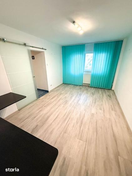 Apartament cu 4 camere semidecomandat, mobilat în Obor