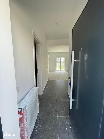 Casă cu 3 camere cu Teren 250 Mp în Central