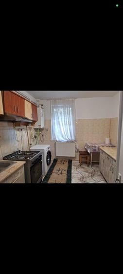 Apartament cu 2 camere decomandat în Exterior Vest