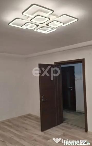 Apartament cu 2 camere decomandat în Ultracentral