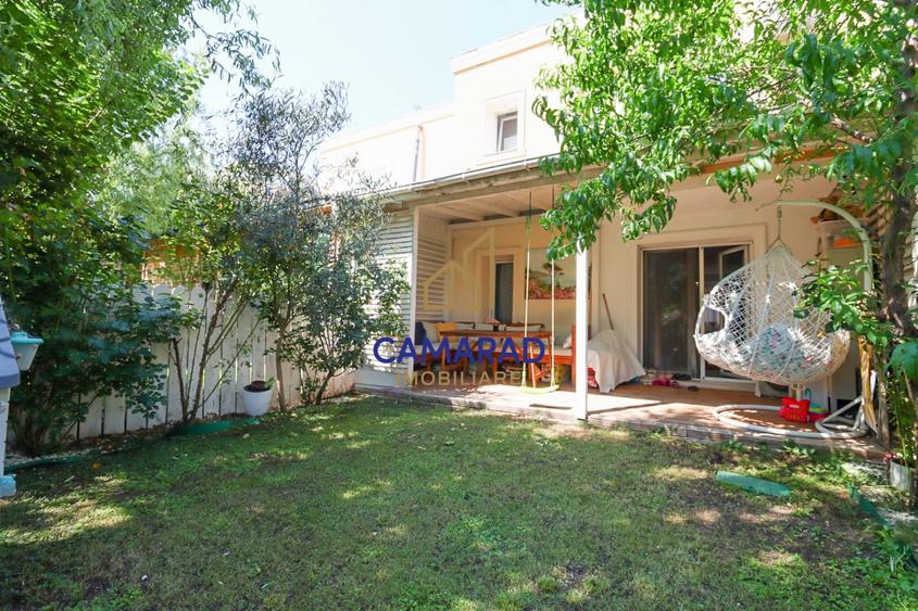 Casă cu 3 camere cu Piscina în Tunari