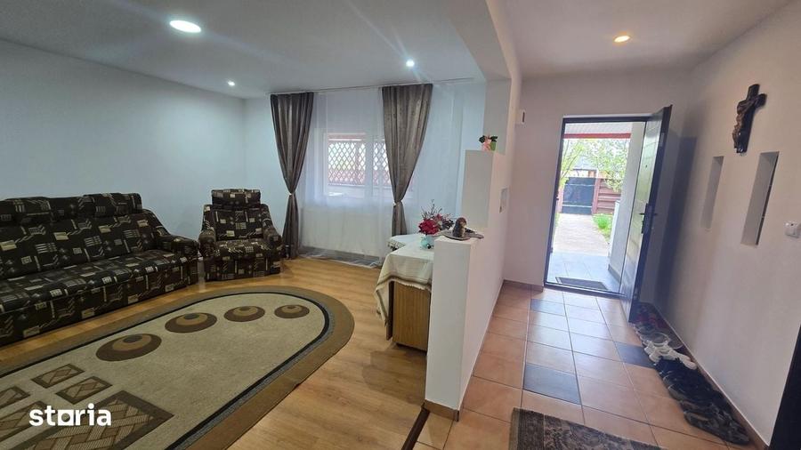 Casă cu 3 camere cu Teren 700 Mp în Ciurea