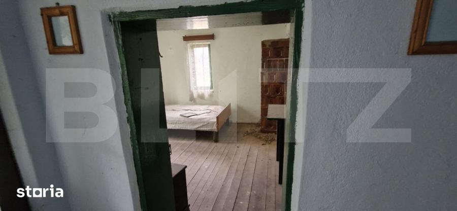 Casă cu 8 camere cu Teren 4200 Mp în Central