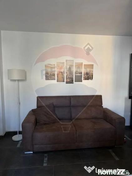 Apartament cu 2 camere decomandat în Precista