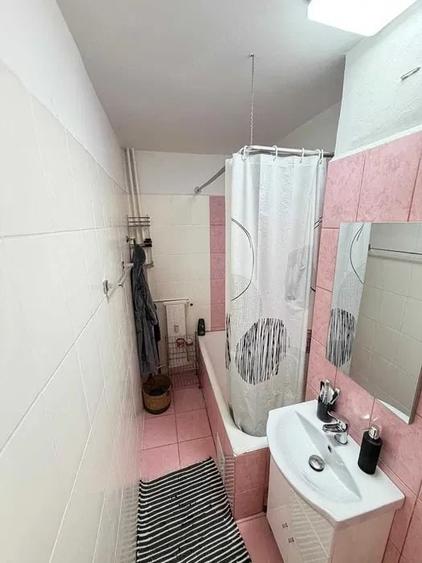 Garsonieră semidecomandată în Tei