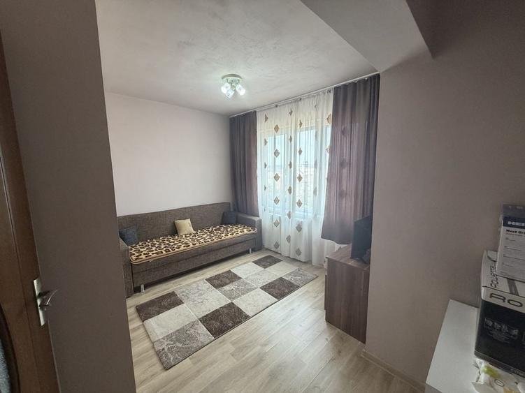 Apartament cu 2 camere decomandat în Lotus