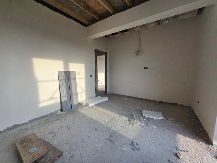 Casă individuală cu 4 camere cu Canalizare în Exterior Nord