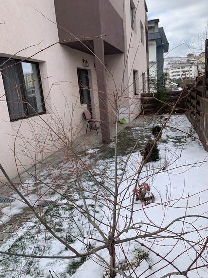 Apartament cu 2 camere decomandat în Exterior Vest