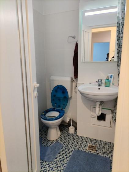 Apartament cu 2 camere decomandat în Pajura